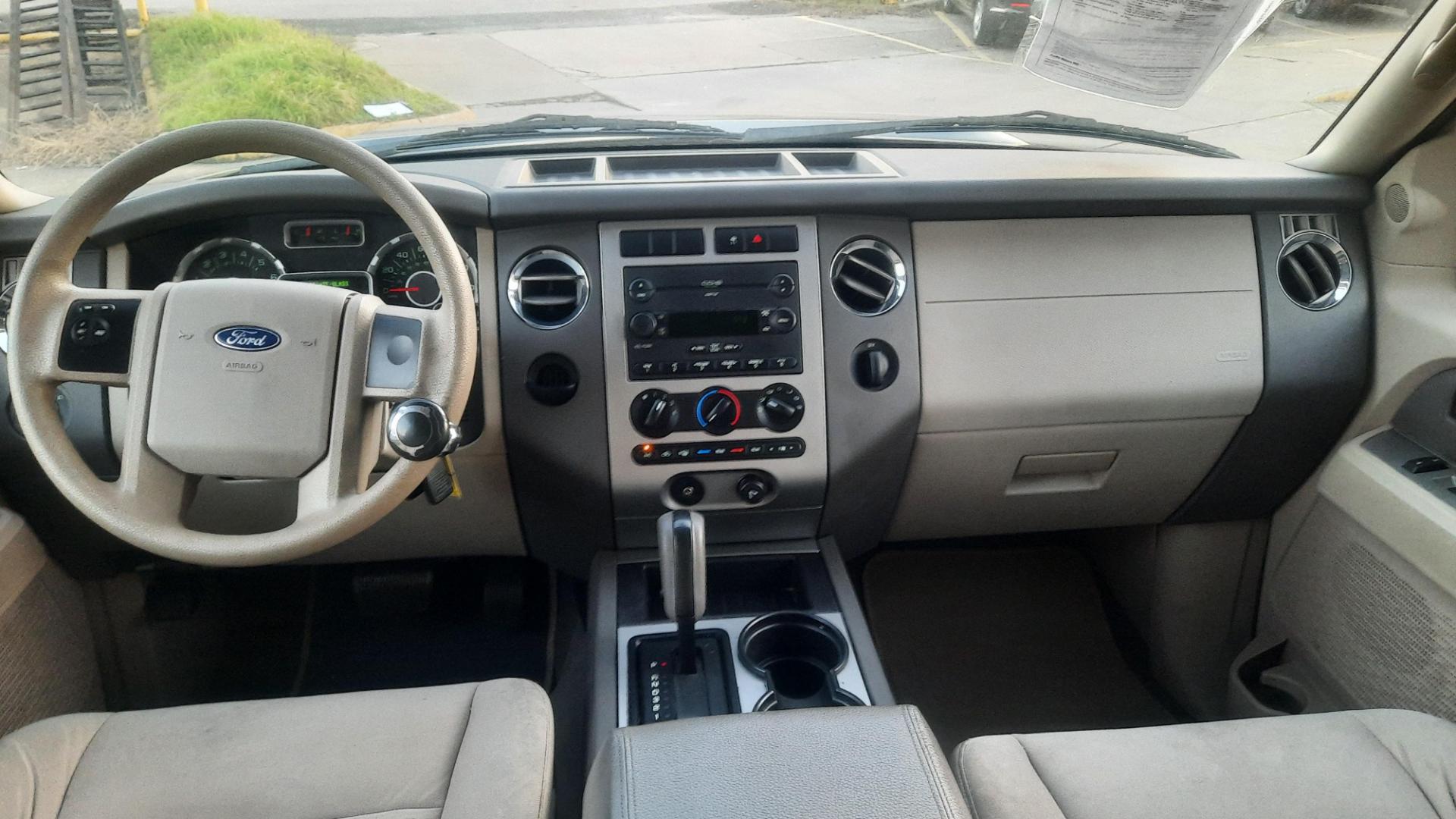 2007 Ford Expedition (1FMFK15587L) , located at 16710 Clay Rd., Houston, TX, 77084, (281) 859-7900, 29.834864, -95.656166 - Photo#2